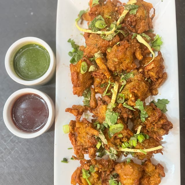 Veg Pakpra (12pc.).